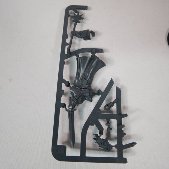 Warhammer Age Of Sigmar Stormcast Evocator-Prime GW OOP New On Sprue - Picture 4 of 4
